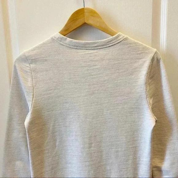 Walt Disney World Disney Parks Magic Kingdom Castle Sweatshirt Ivory Grey XS - Picture 10 of 16